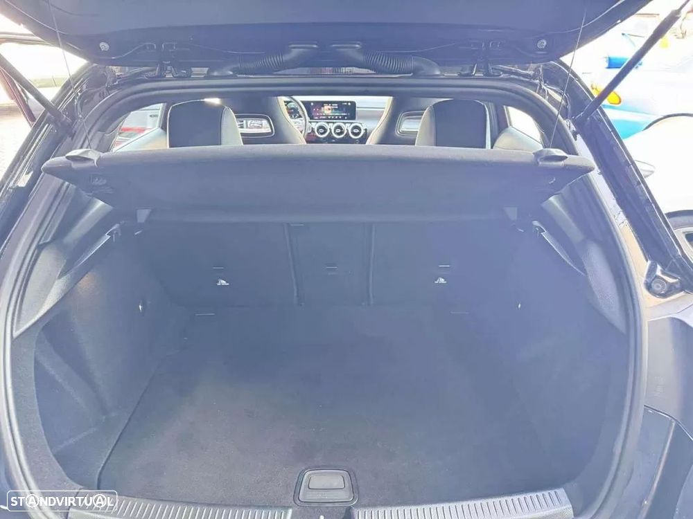 Mercedes-Benz A 180 d AMG Line Aut. - 13