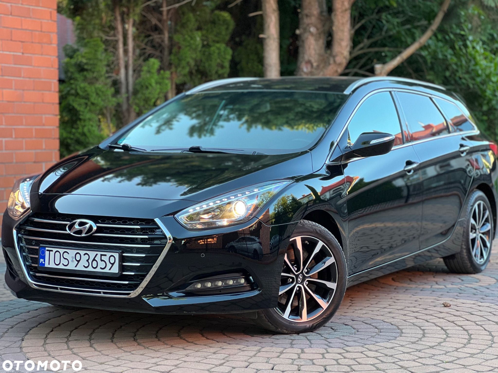 Hyundai i40 Kombi 1.7 CRDi Premium - 1