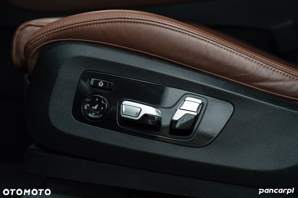 BMW X5 xDrive45e - 30