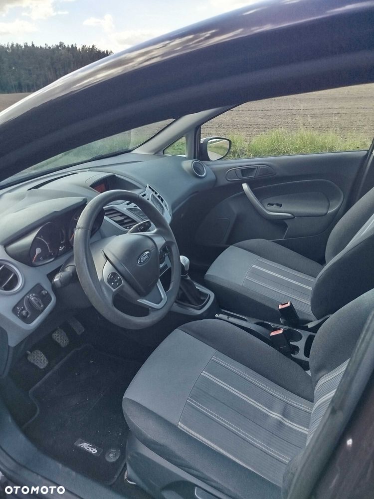 Ford Fiesta - 6