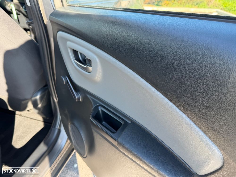 Toyota Yaris 1.0 VVT-i Comfort Plus - 49