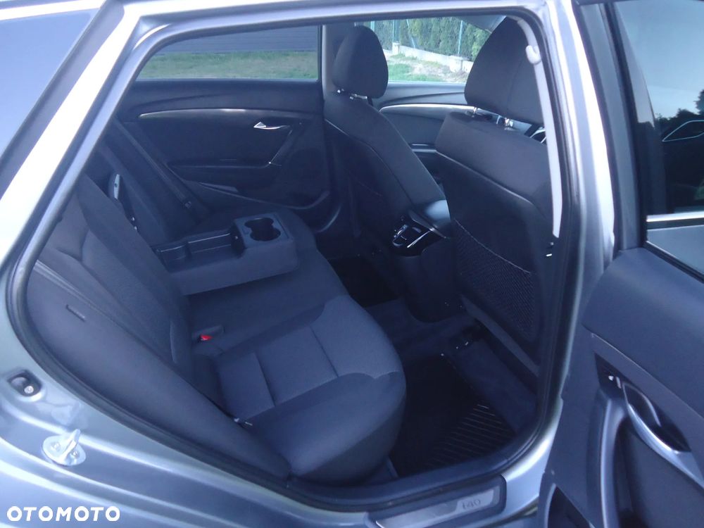 Hyundai i40 Kombi 2.0 Automatik Premium - 24