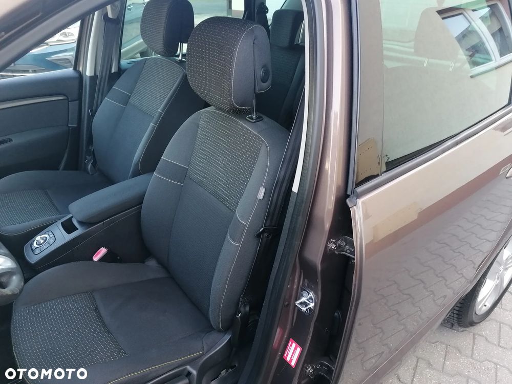 Renault Scenic - 11