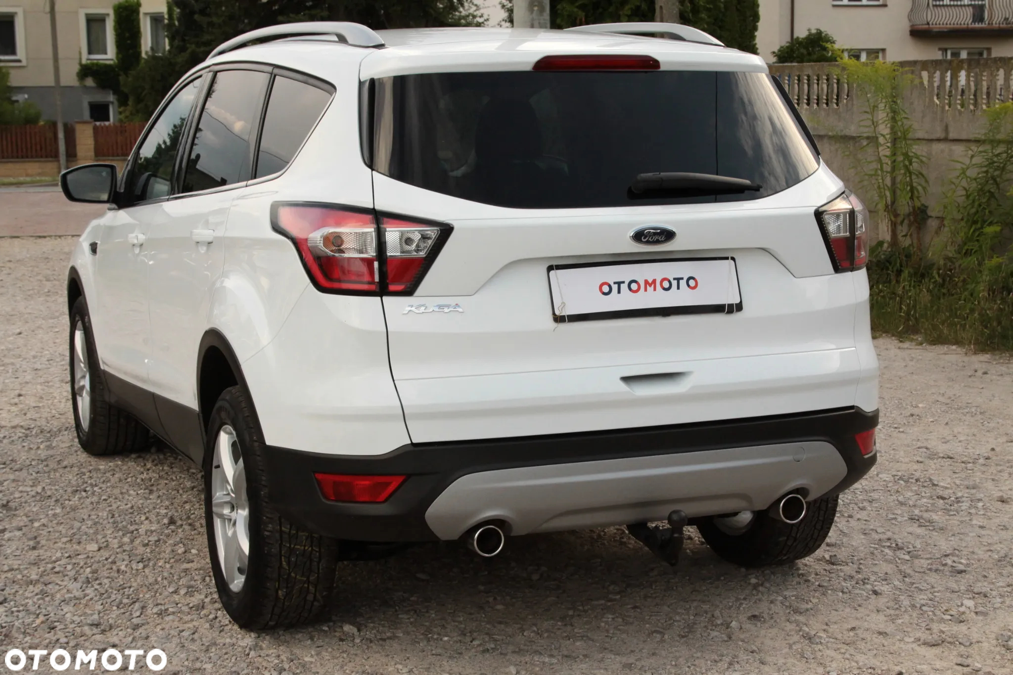 Ford Kuga 2.0 TDCi 2x4 Business Edition - 9
