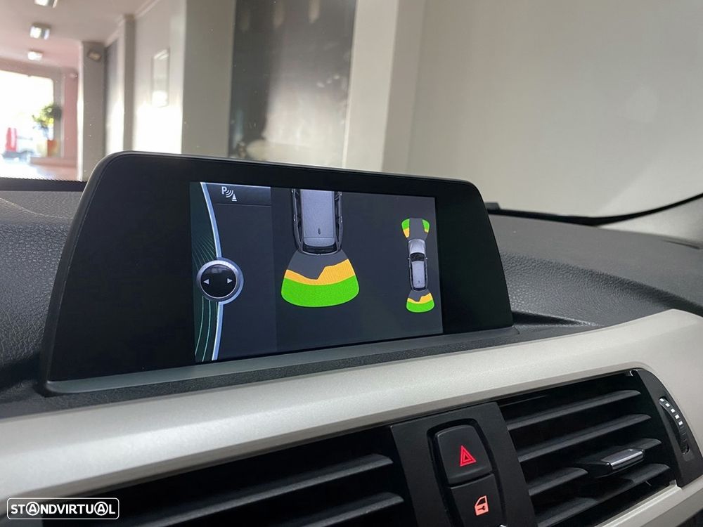 BMW 318 d Auto Exclusive - 19