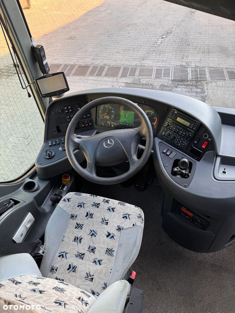 Mercedes-Benz TOURISMO 16 RHD - 13