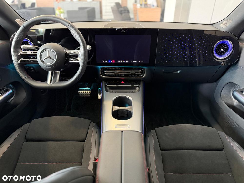 Mercedes-Benz CLA 200 mHEV 8G-DCT - 16