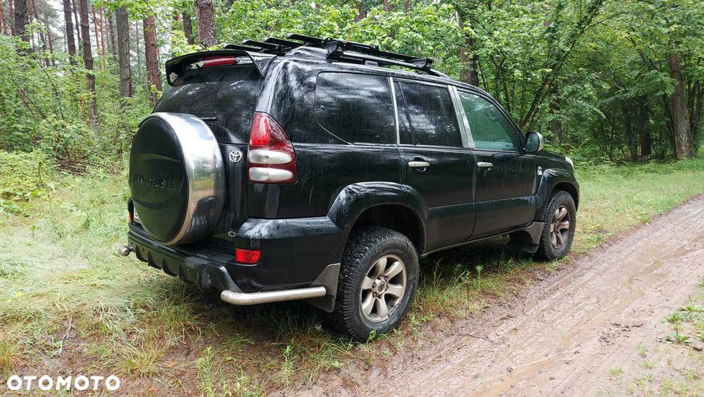 Toyota Land Cruiser - 3