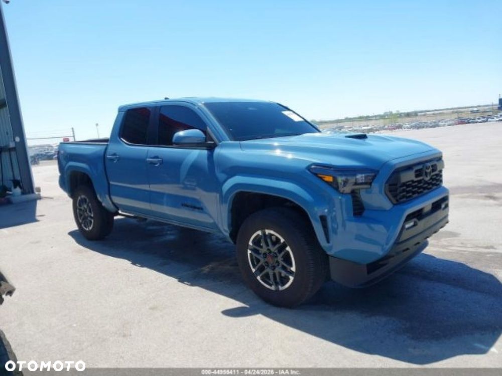 Toyota Tacoma - 5