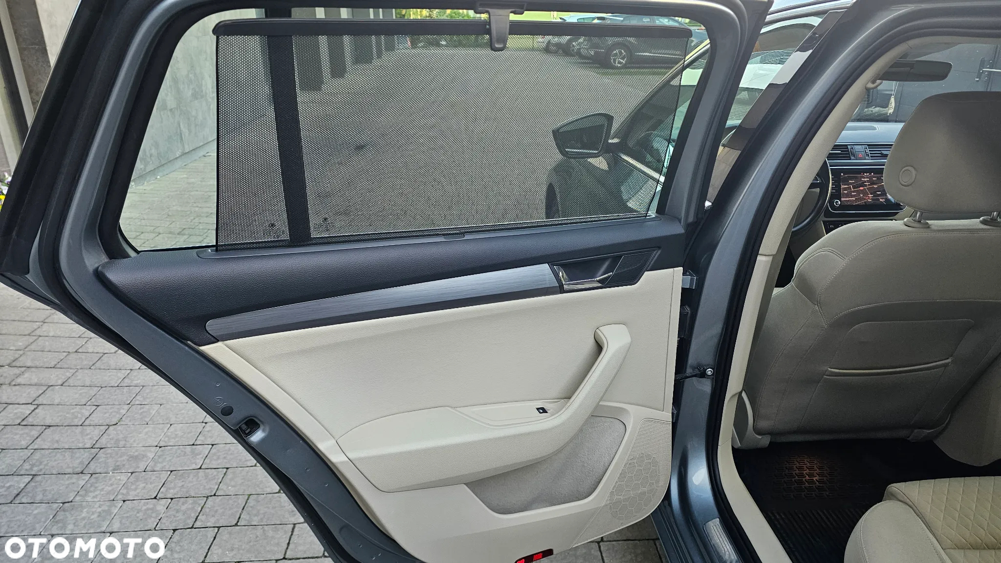 Skoda Superb 2.0 TDI Style DSG - 15