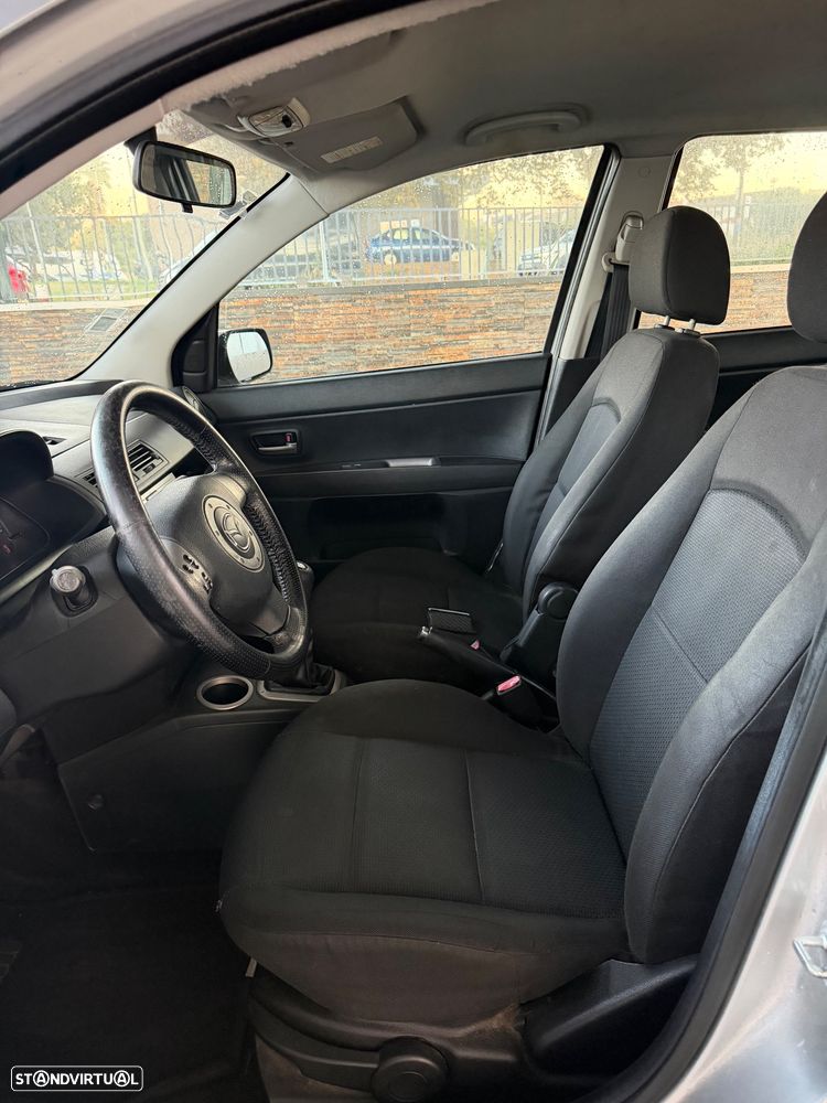 Mazda 2 - 7