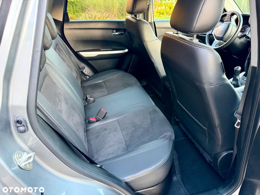 Suzuki Vitara 1.6 XLED 2WD - 27