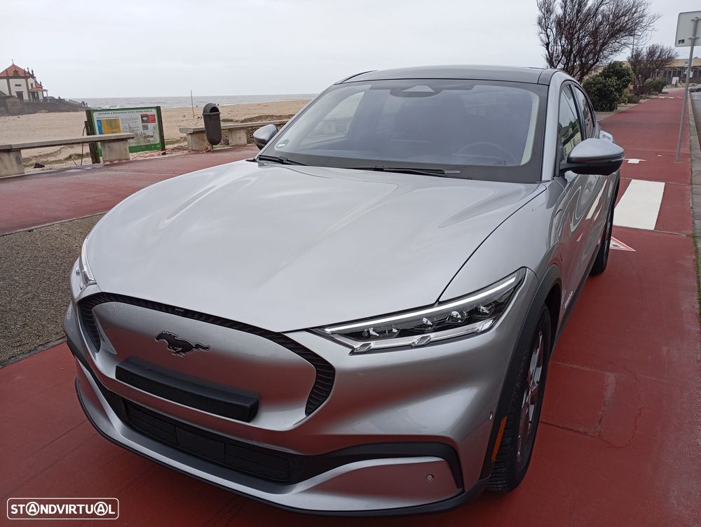 Ford Mustang Mach-E 75.7 kWh Premium AWD - 30