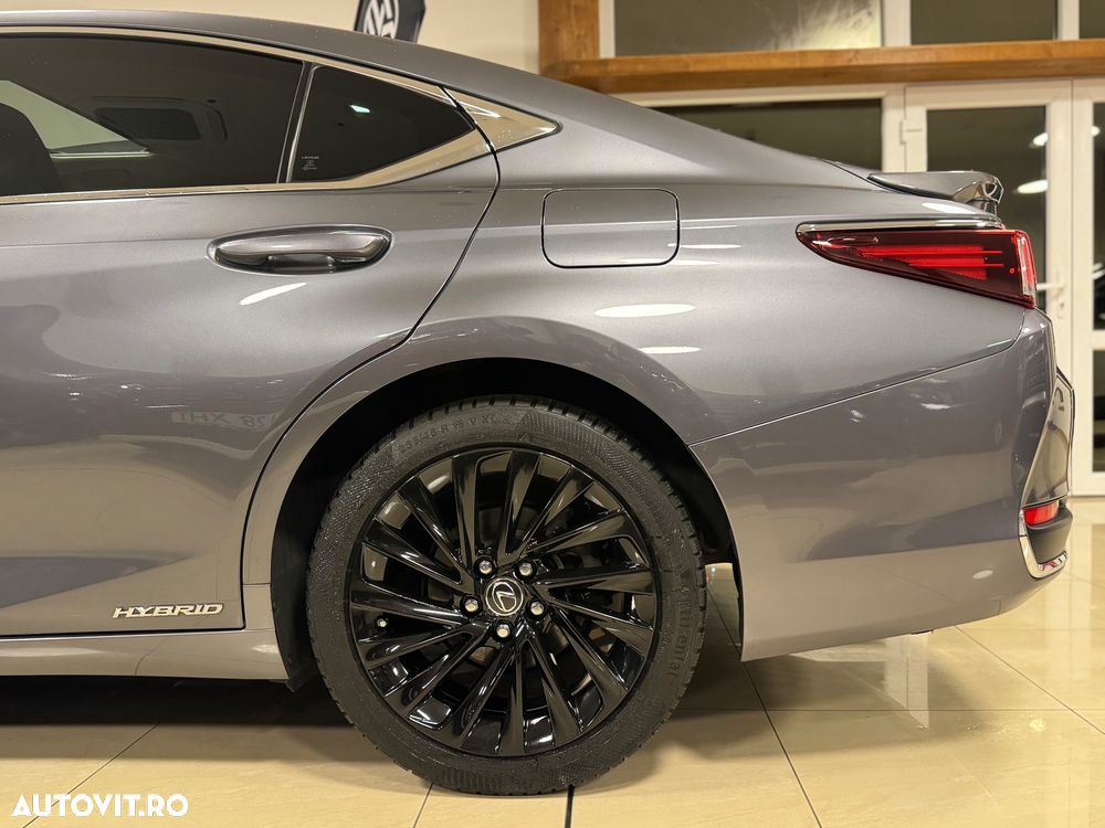 Lexus Seria ES 300h Business Edition - 27