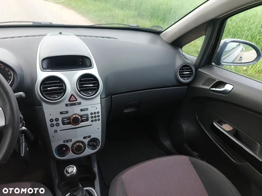 Opel Corsa 1.4 16V Enjoy - 25