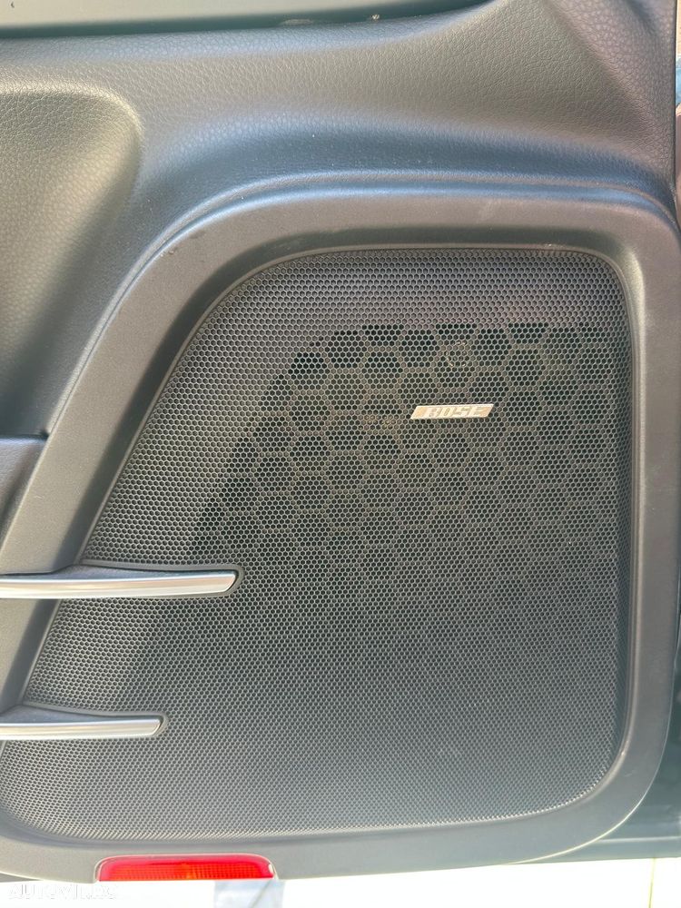 Porsche Cayenne Platinum Edition - 13