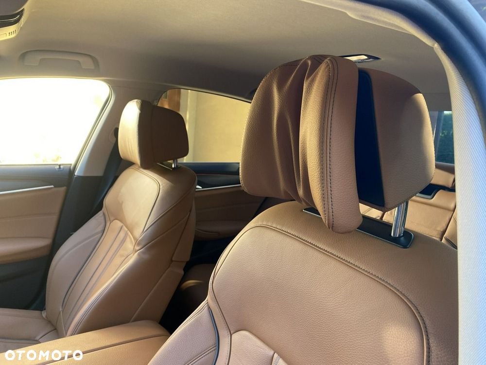 BMW Seria 5 530i xDrive mHEV Luxury Line - 31