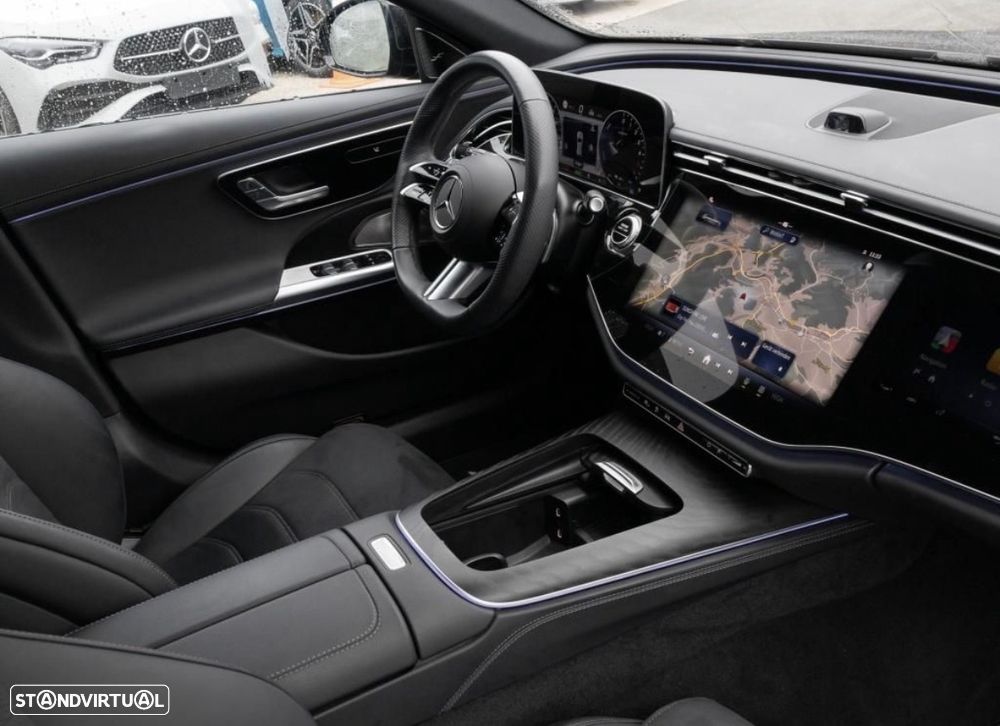 Mercedes-Benz E 300 de 9G-TRONIC AMG Line - 3