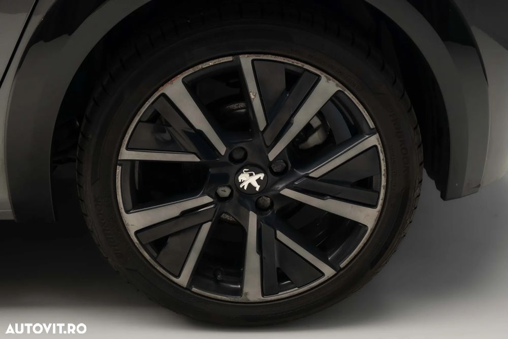 Peugeot 208 PureTech 100 EAT8 GT - 12