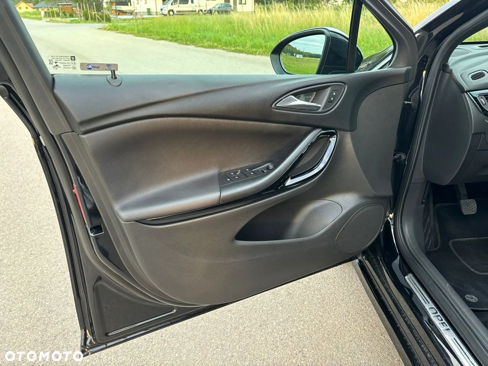 Opel Astra 1.6 Turbo Start/Stop Dynamic - 13