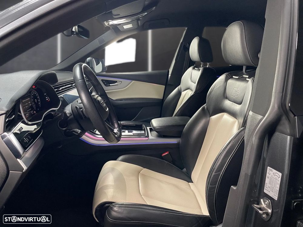 Audi Q8 3.0 TDI 50 quattro Tiptronic - 26