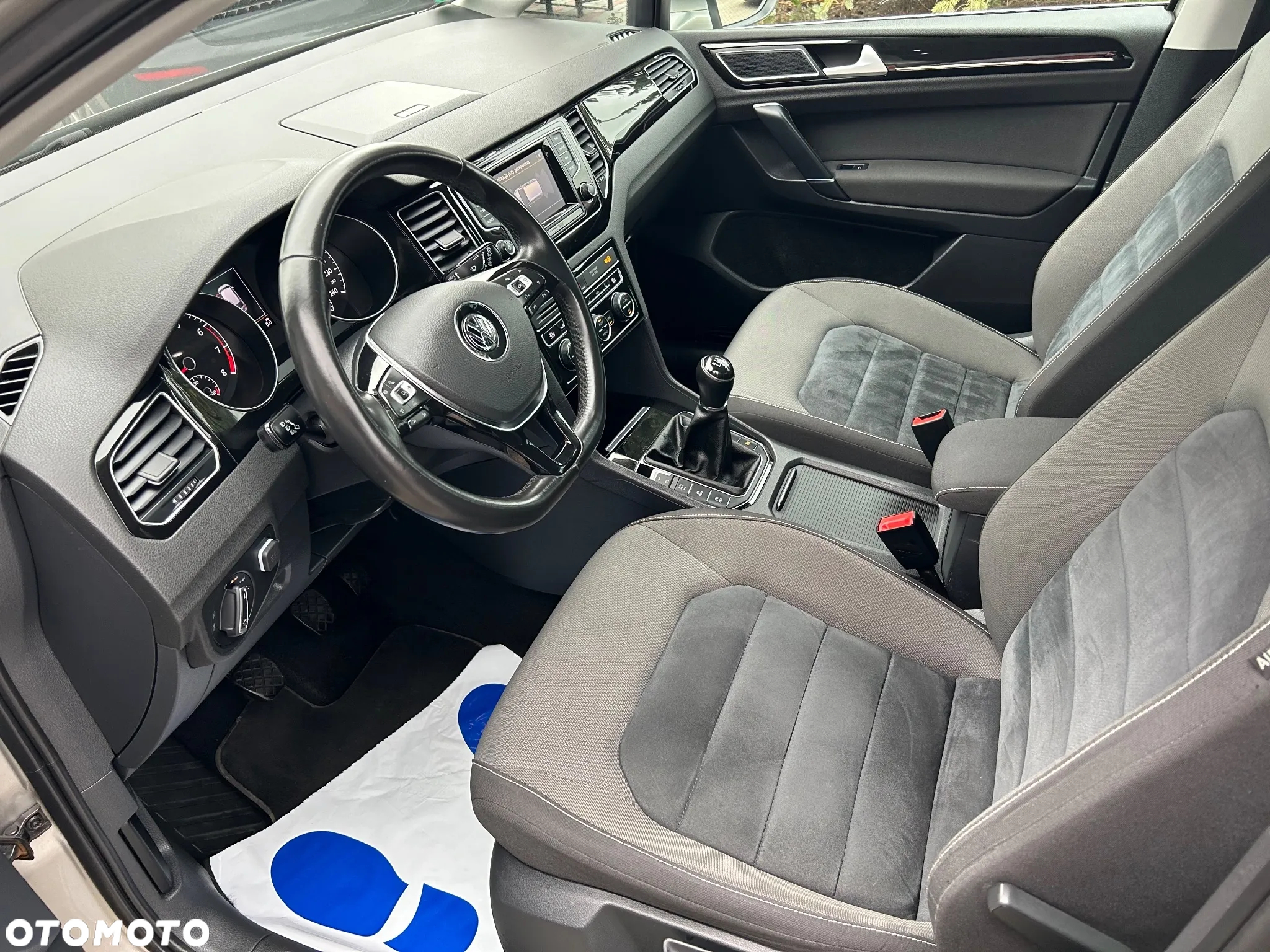 Volkswagen Golf Sportsvan 1.4 TSI (BlueMotion Technology) Highline - 15