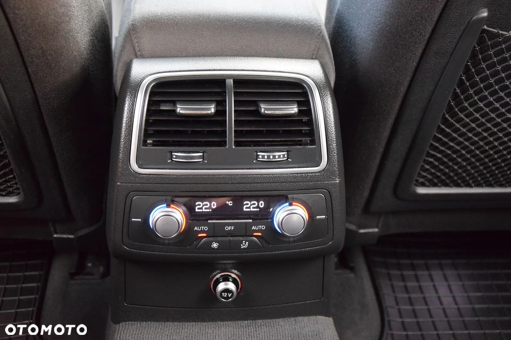 Audi A6 Avant 2.0 TDI Ultra S tronic - 23