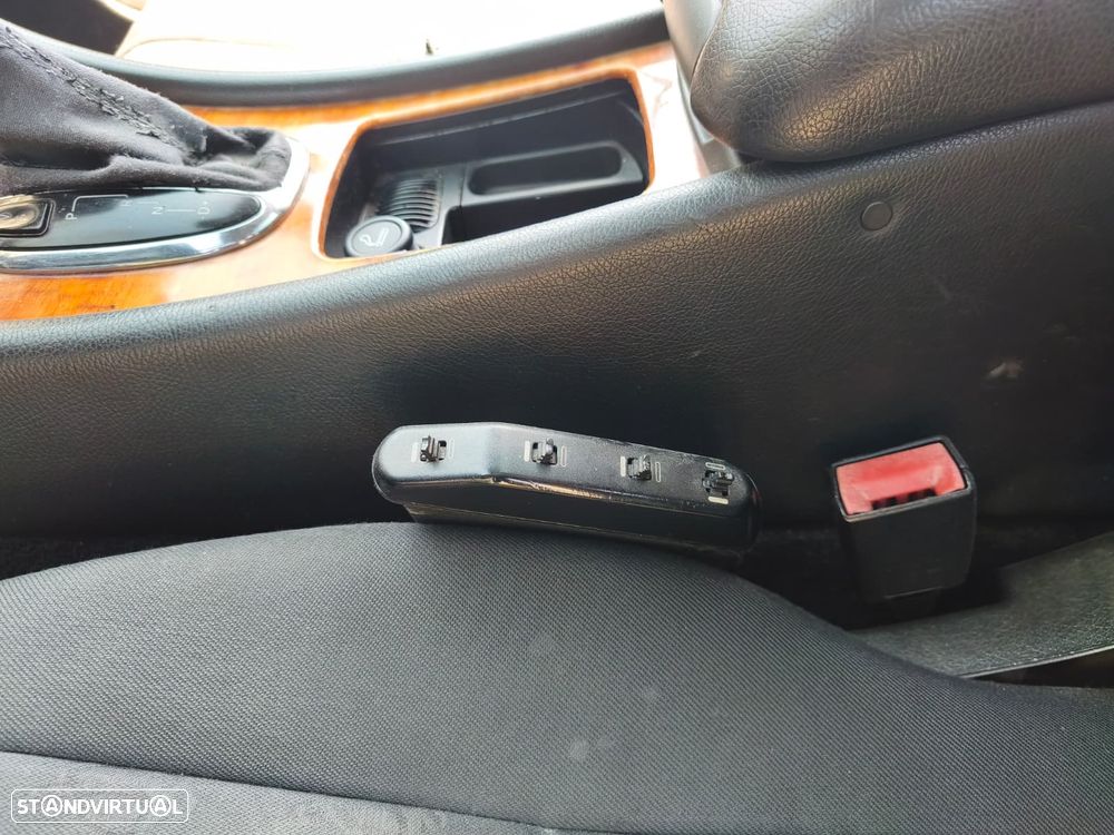Mercedes-Benz C 220 — fotografia 37