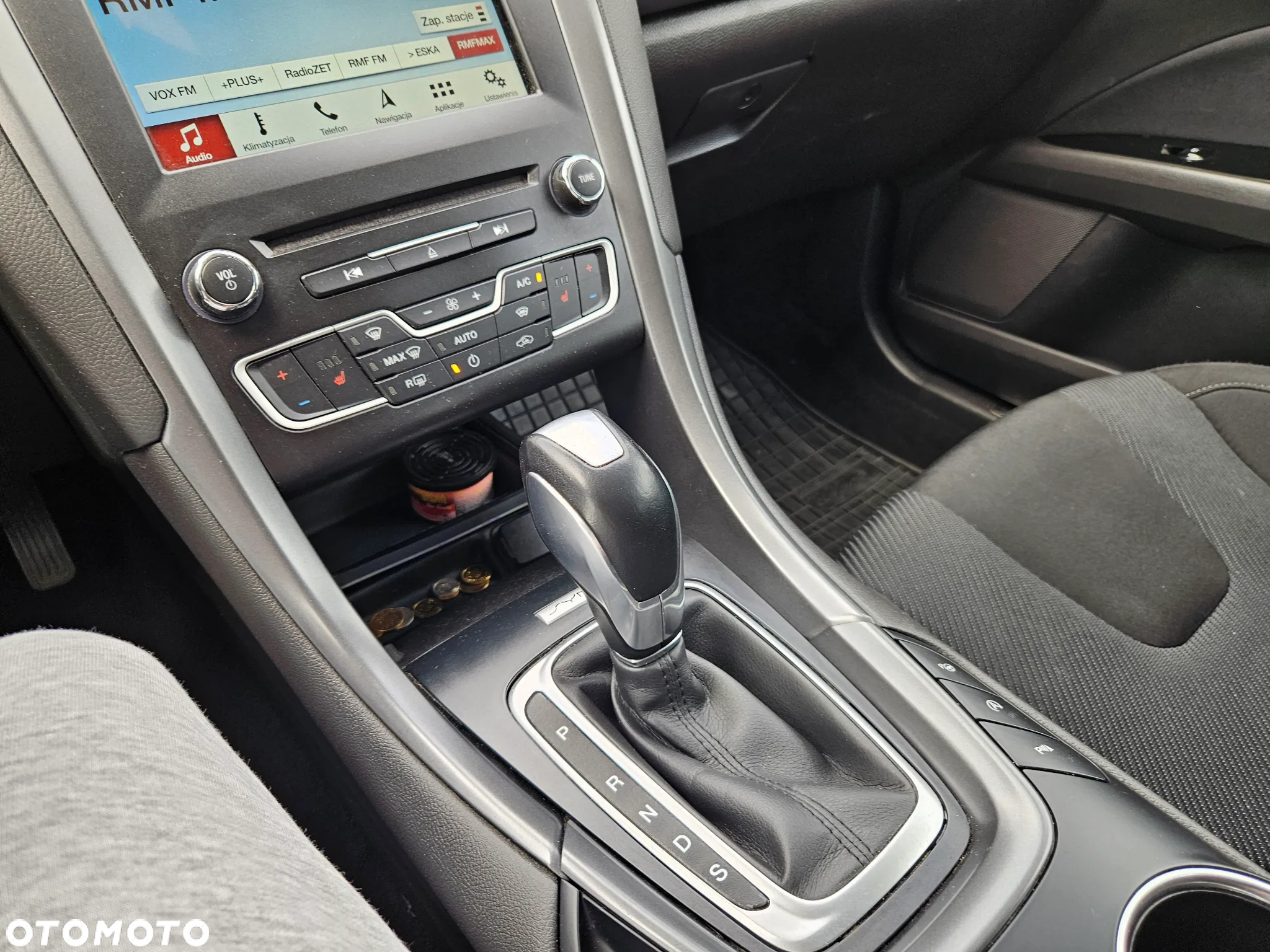 Ford Mondeo 2.0 TDCi Titanium PowerShift - 19