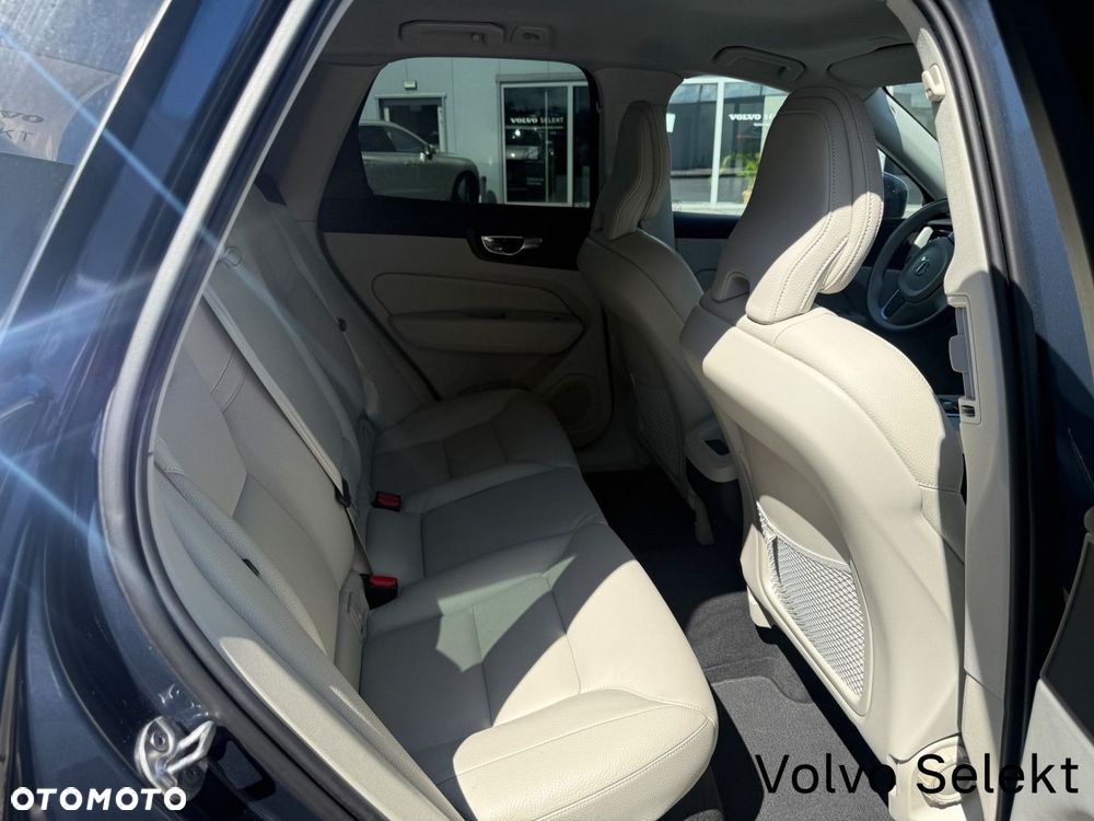 Volvo XC 60 - 28