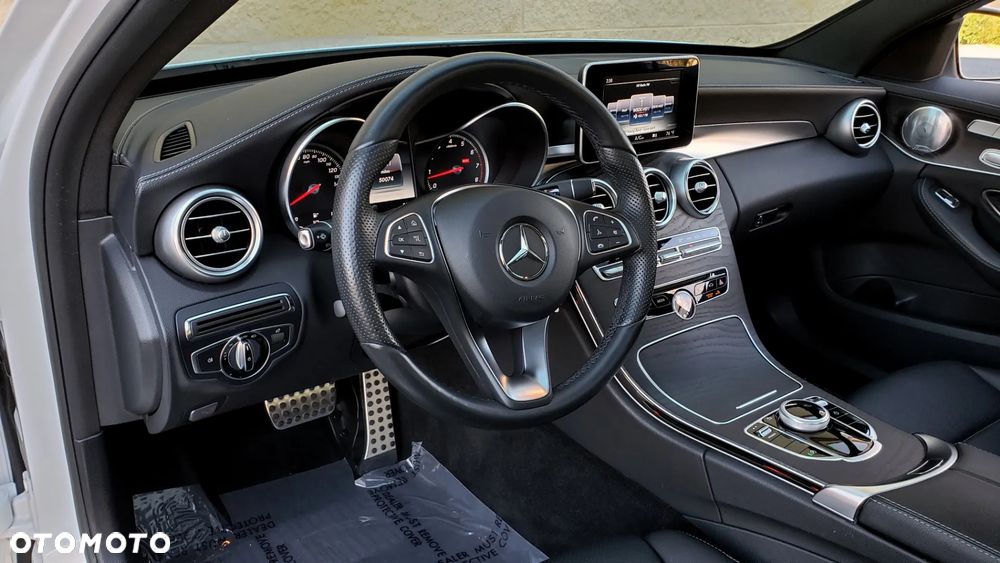 Mercedes-Benz Klasa C 300 7G-TRONIC AMG Line - 11