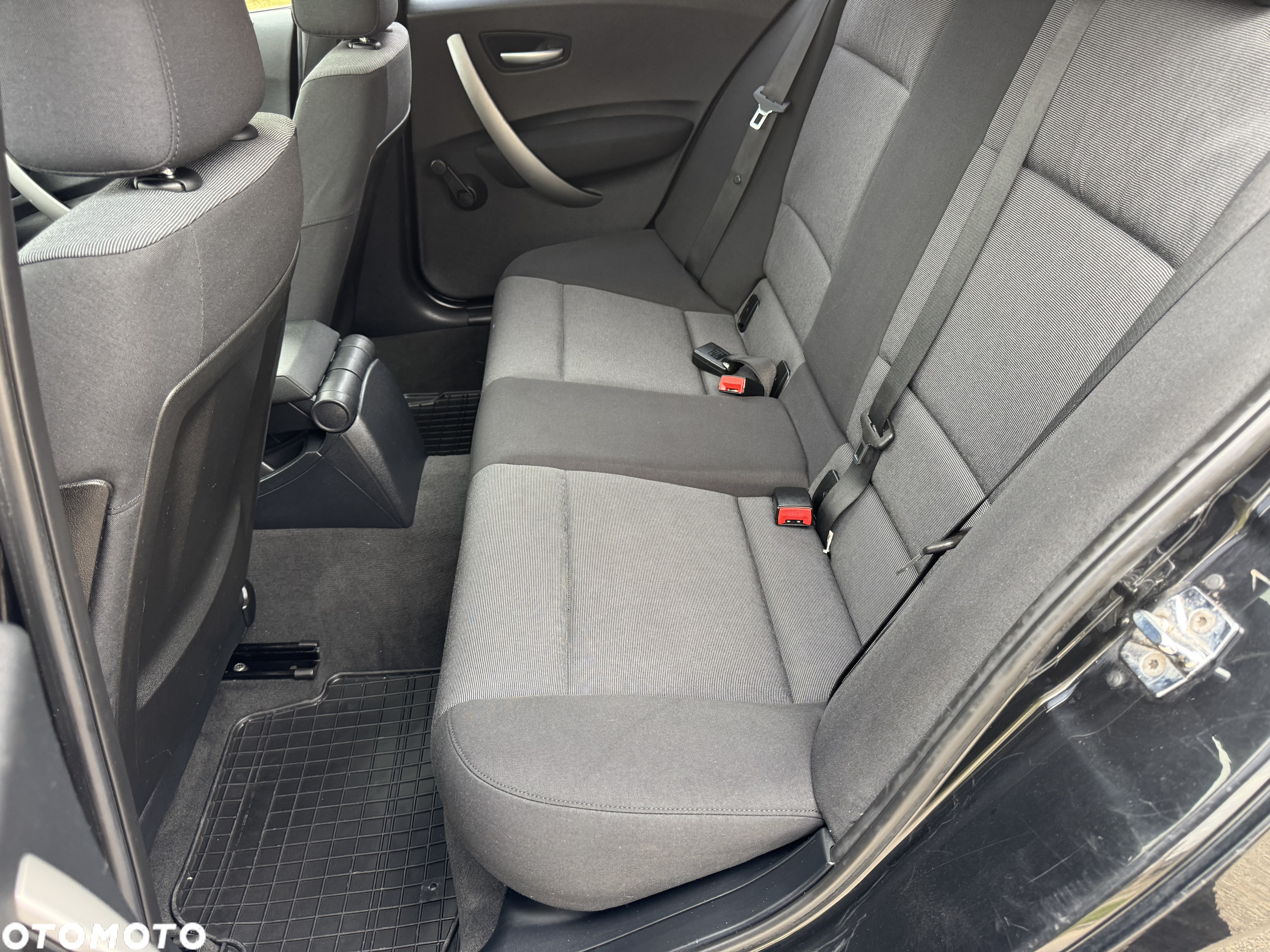 BMW Seria 1 118i - 19