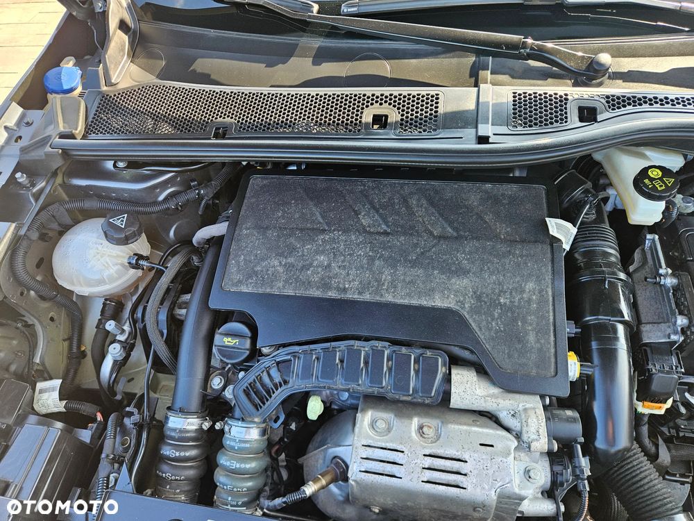 Citroën C4 PureTech 130 Stop&Start EAT8 MAX - 27