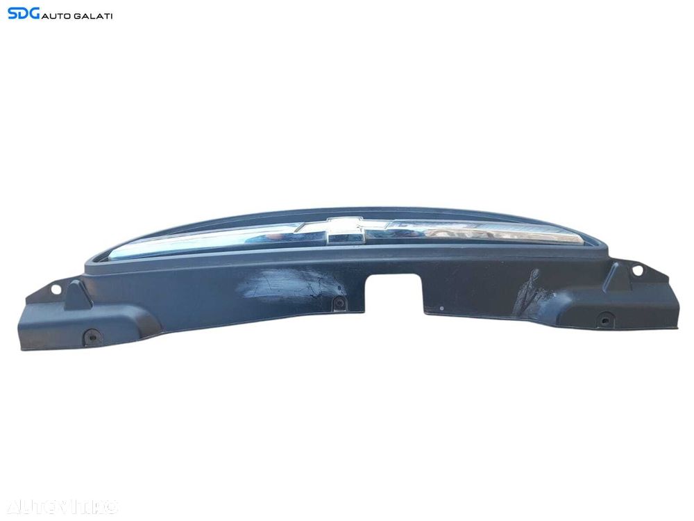Grila Centrala cu Emblema Sigla de pe Bara Spoiler Fata Chevrolet Aveo 2003 - 2008 Cod 96492235 [N1112] - 3