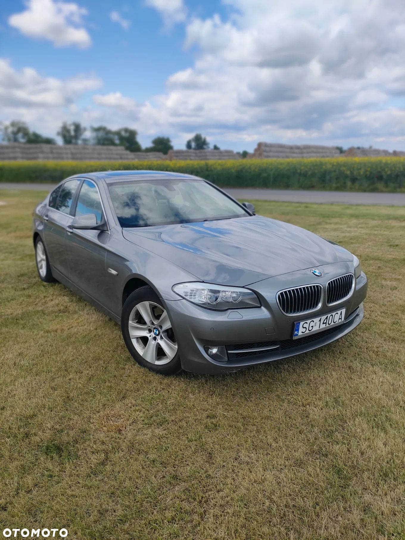 BMW Seria 5 528i xDrive - 1