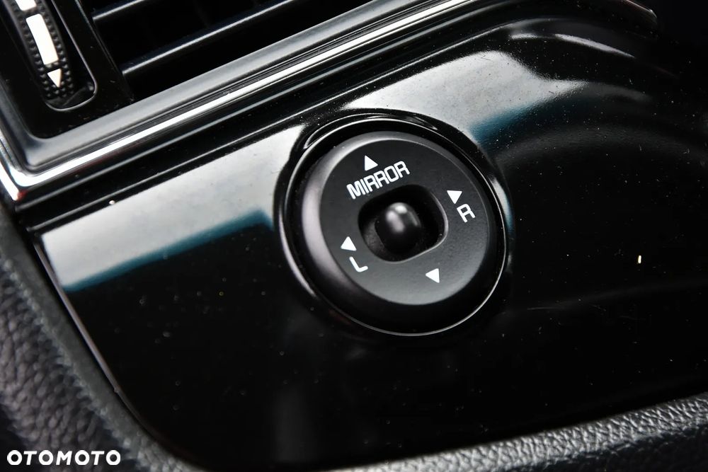 Kia Ceed 1.6 GDI L Business Line - 26