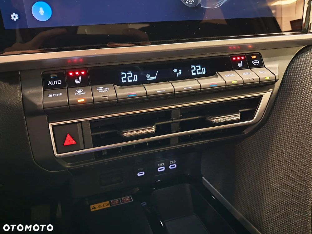 Toyota Camry 2.5 Hybrid Dynamic Force Comfort e-CVT - 22
