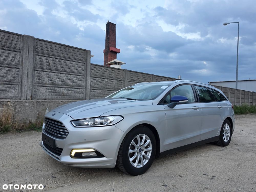 Ford Mondeo - 28