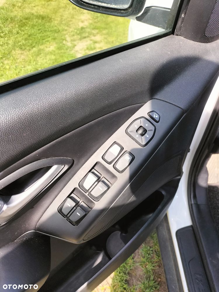 Hyundai ix35 2.0 CRDi Premium 4WD - 9
