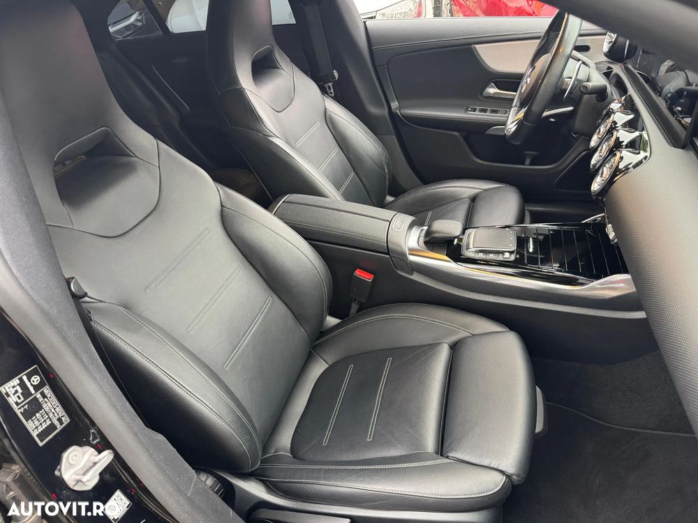 Mercedes-Benz CLA 35 AMG 4MATIC AMG Speedshift 7G-DCT - 12