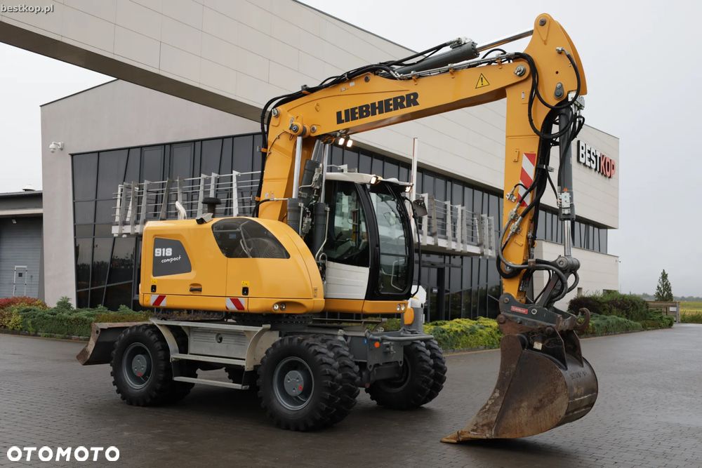 Liebherr A918 Compact - 3