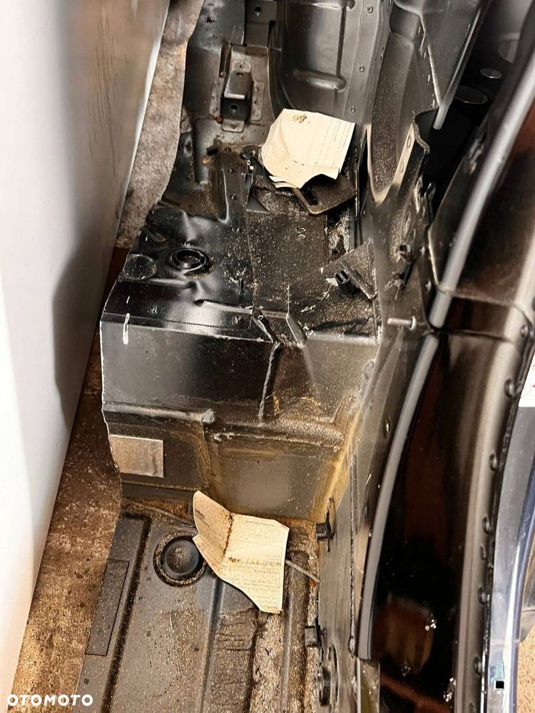 Audi TT TTS Mk2 8J 2008 Ćwiartka tylna Prawa strona LZ9Y ALU - 8