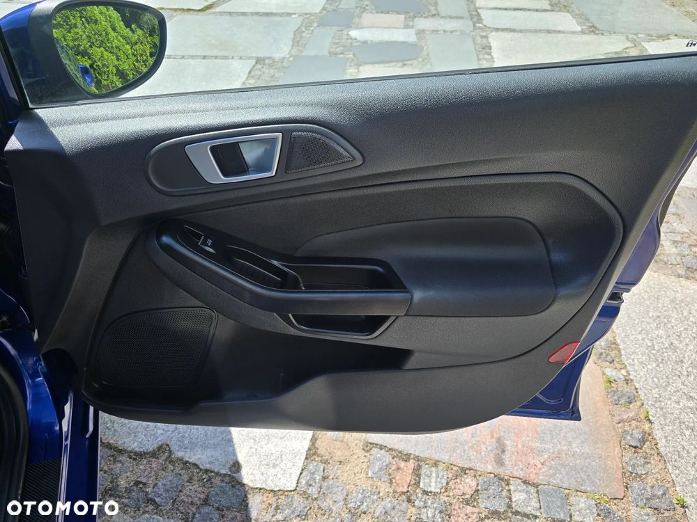 Ford Fiesta 1.0 EcoBoost Titanium - 27