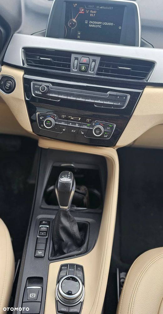 BMW X1 xDrive18d - 10