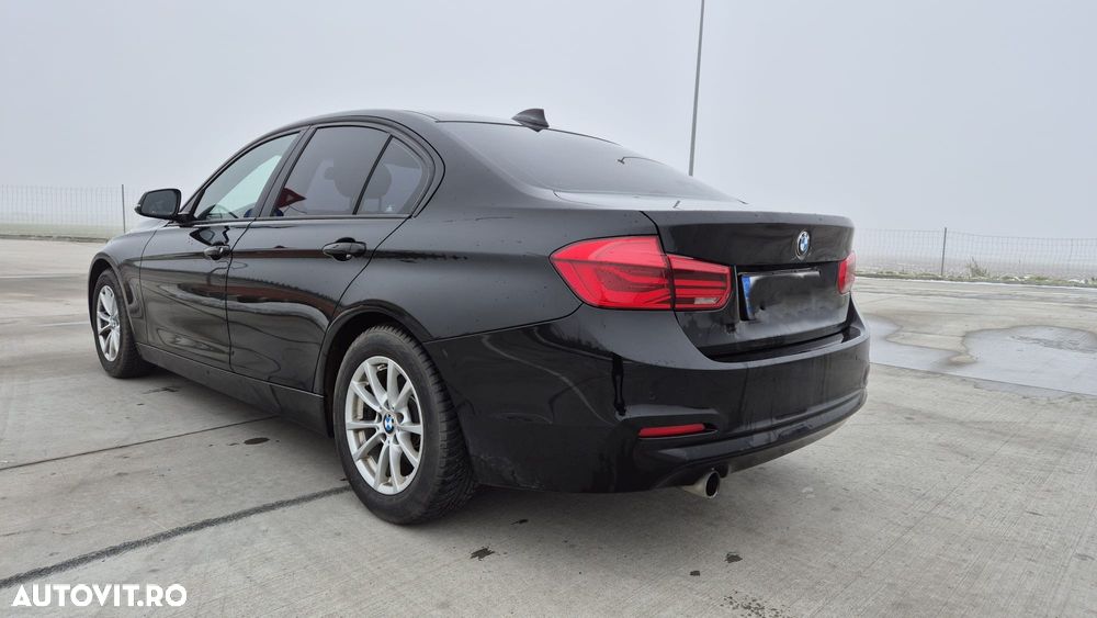 BMW Seria 3 318i Advantage - 2