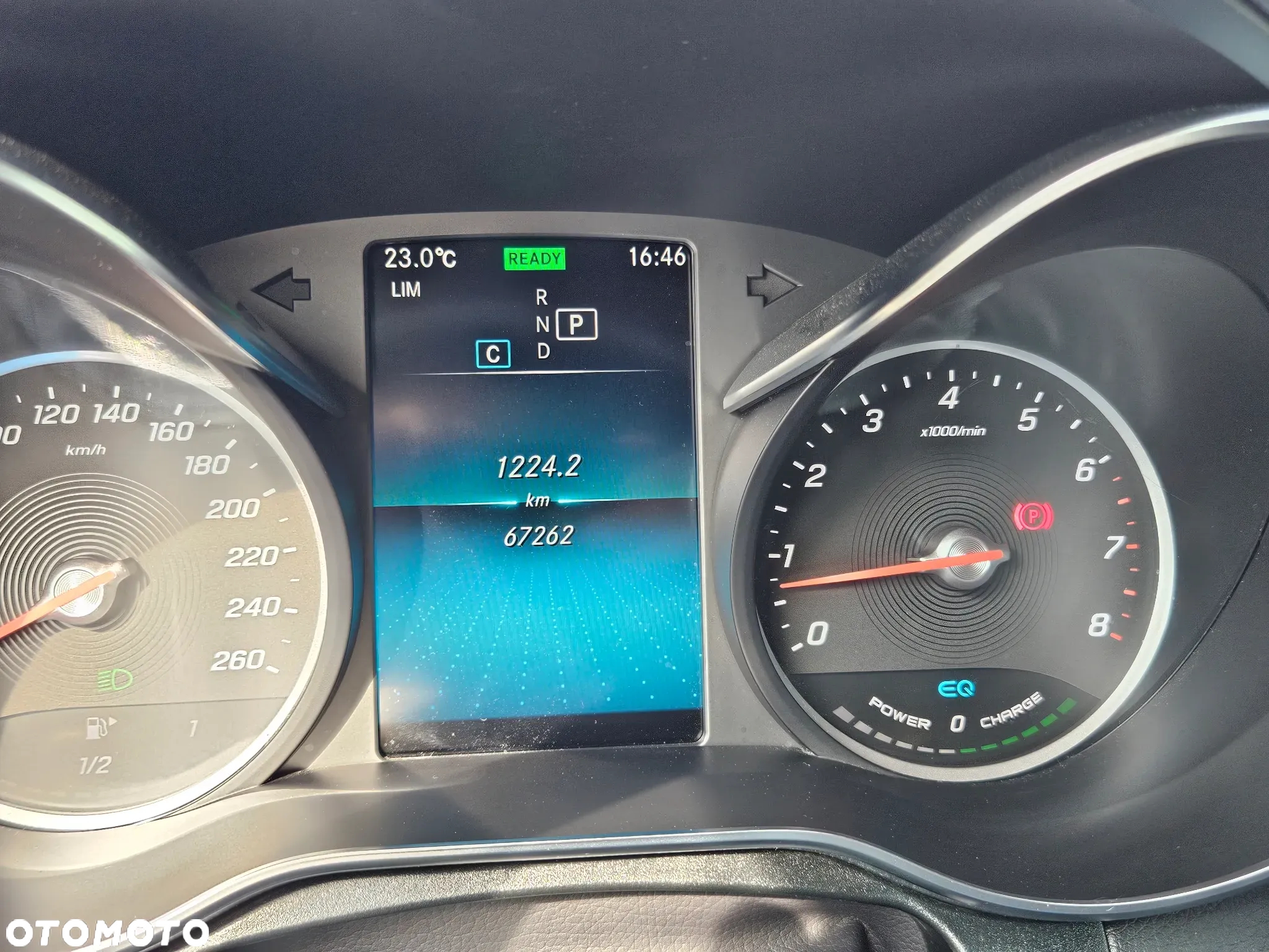 Mercedes-Benz GLC - 6