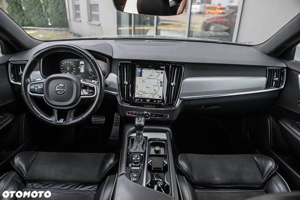 Volvo S90 D4 R-Design - 26