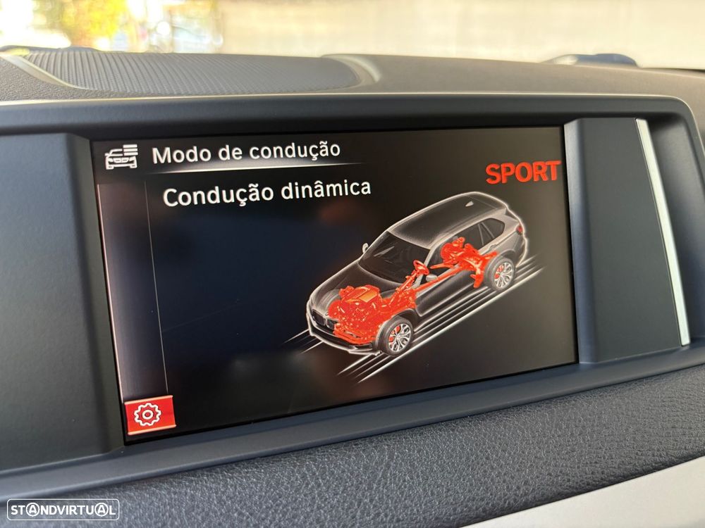 BMW X5 25 d sDrive Comfort 7L - 40