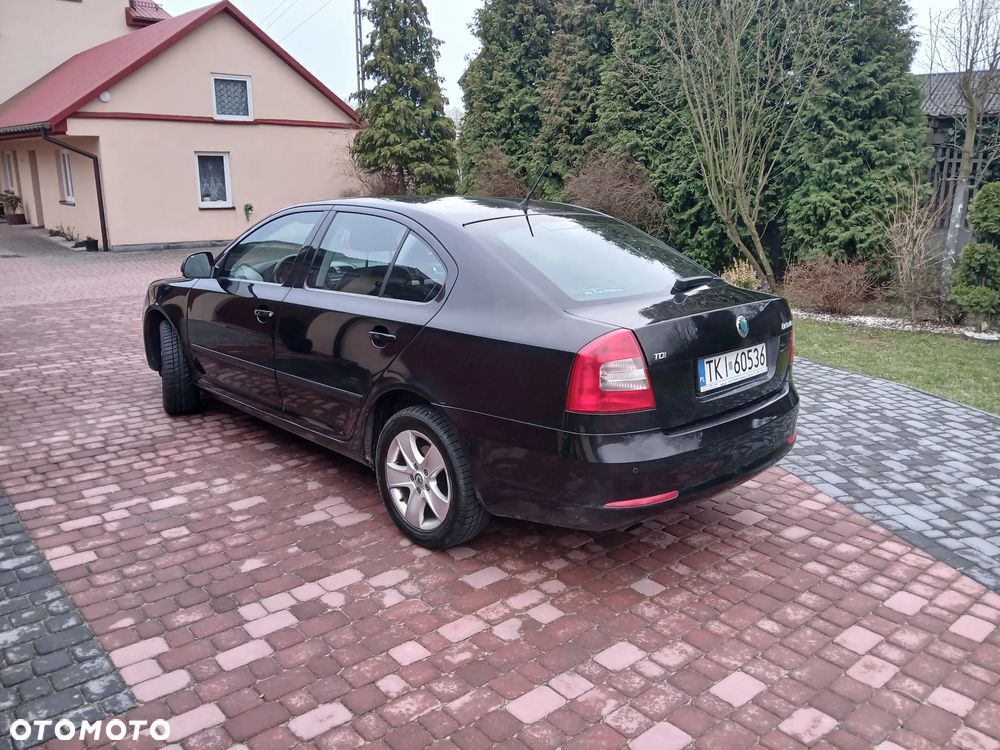 Skoda Octavia 2.0 TDI DPF Elegance - 4