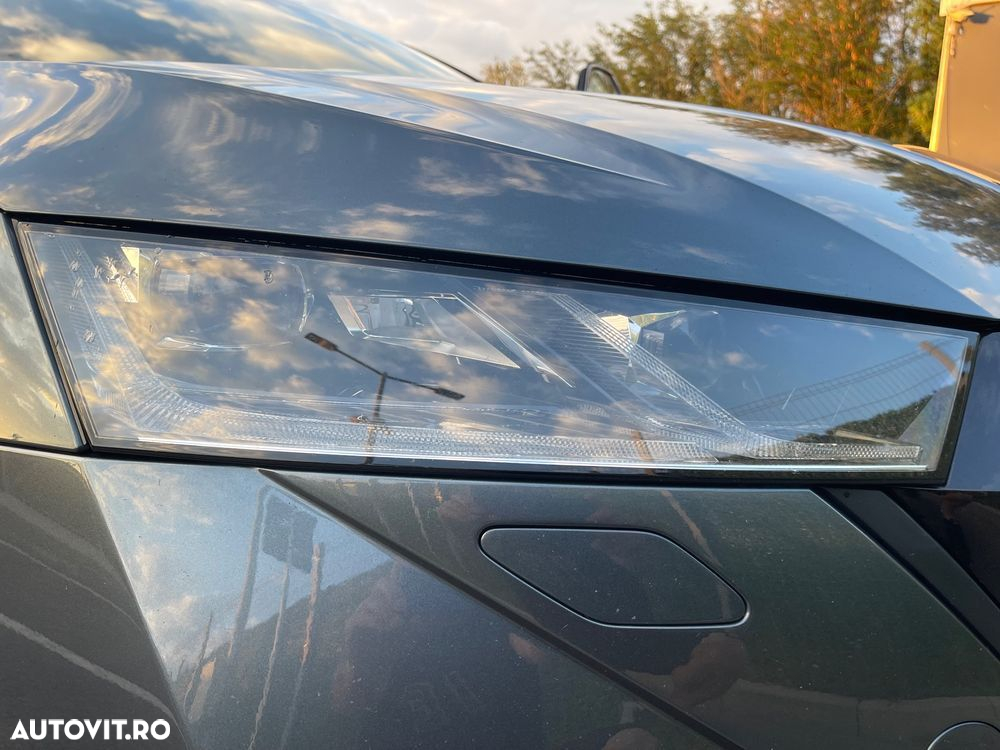 Skoda Octavia 2.0 TDI DSG 4x4 RS Plus - 20